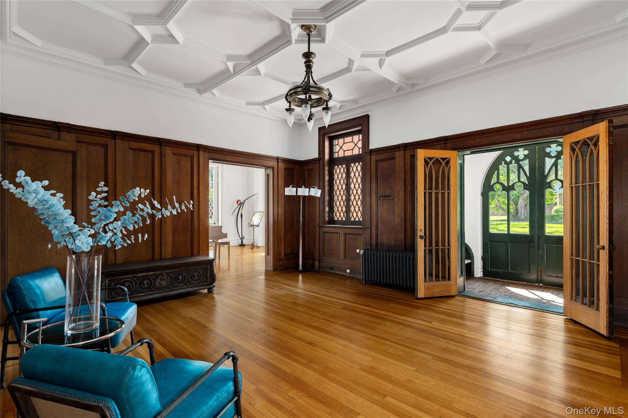 560 Grand Avenue, Balmville, NY 12550