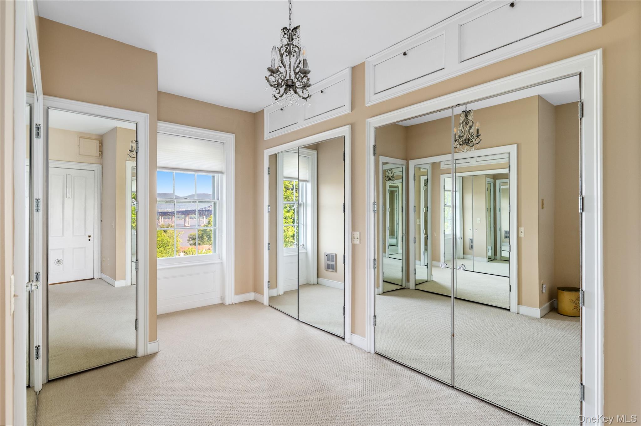 560 Grand Avenue, Balmville, NY 12550