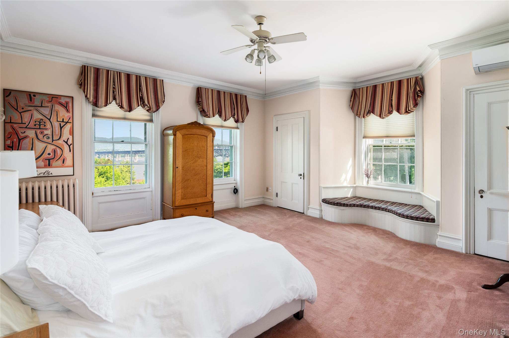 560 Grand Avenue, Balmville, NY 12550