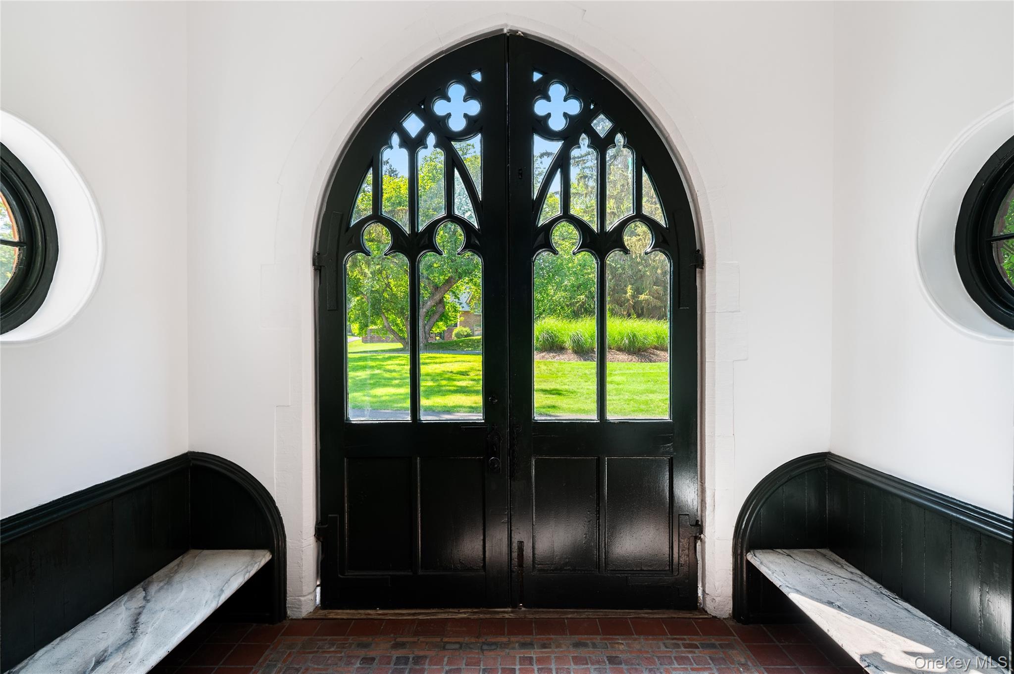 560 Grand Avenue, Balmville, NY 12550