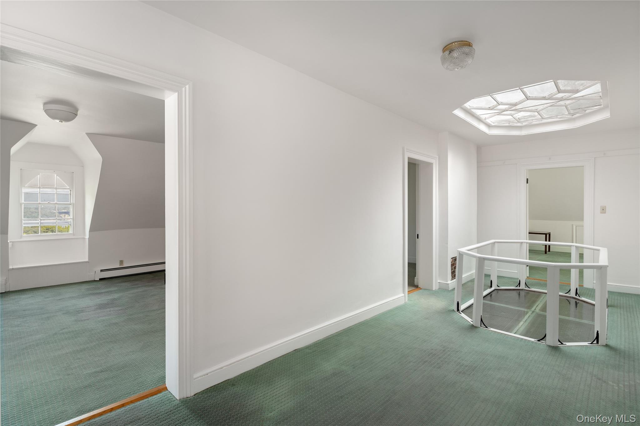 560 Grand Avenue, Balmville, NY 12550