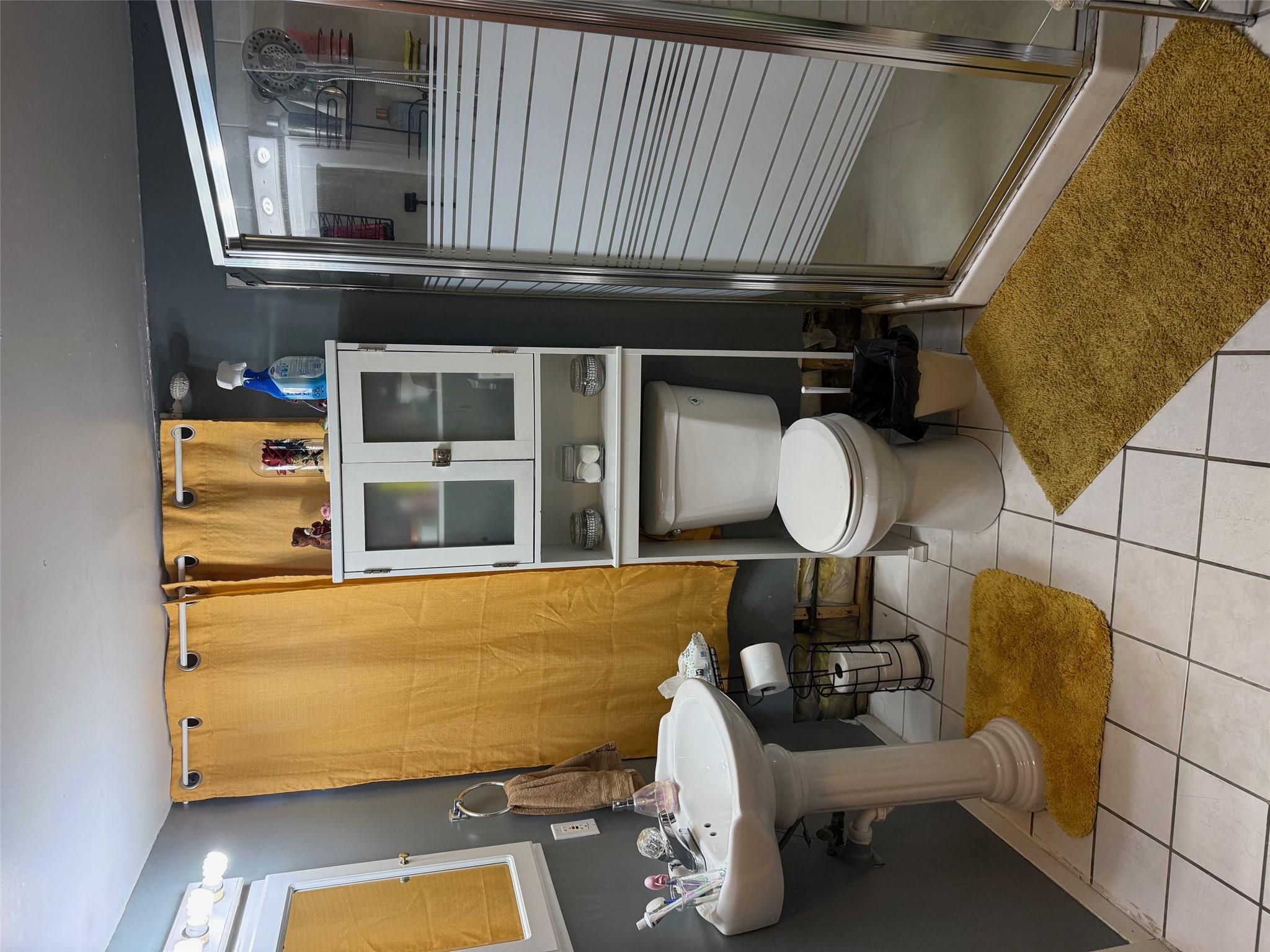 27 Pandora Drive, Brentwood, NY 11717