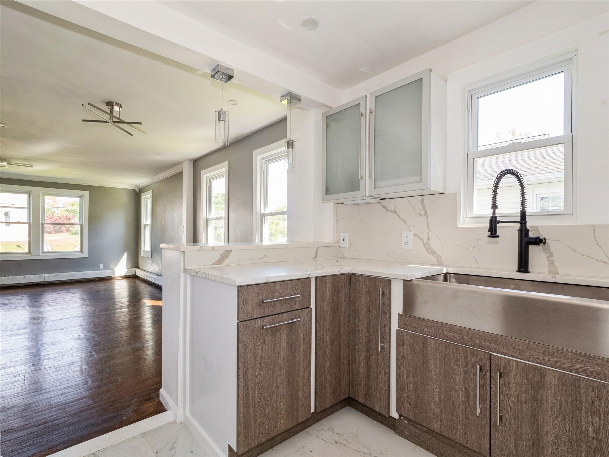 34 Woodland Avenue, Poughkeepsie, NY 12603