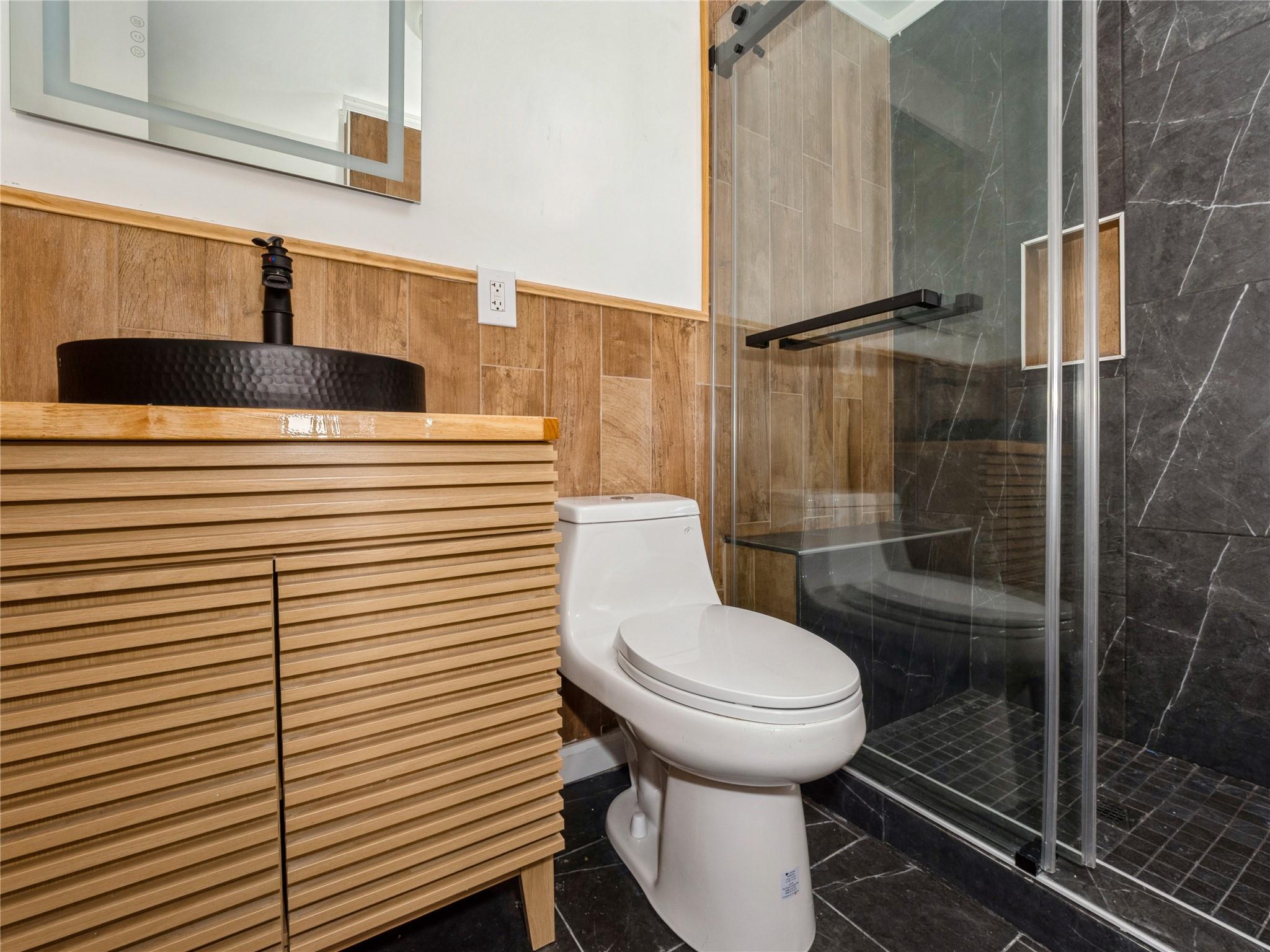 34 Woodland Avenue, Poughkeepsie, NY 12603