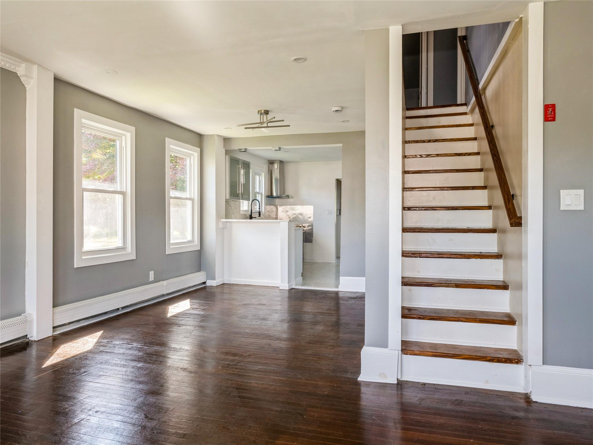 34 Woodland Avenue, Poughkeepsie, NY 12603