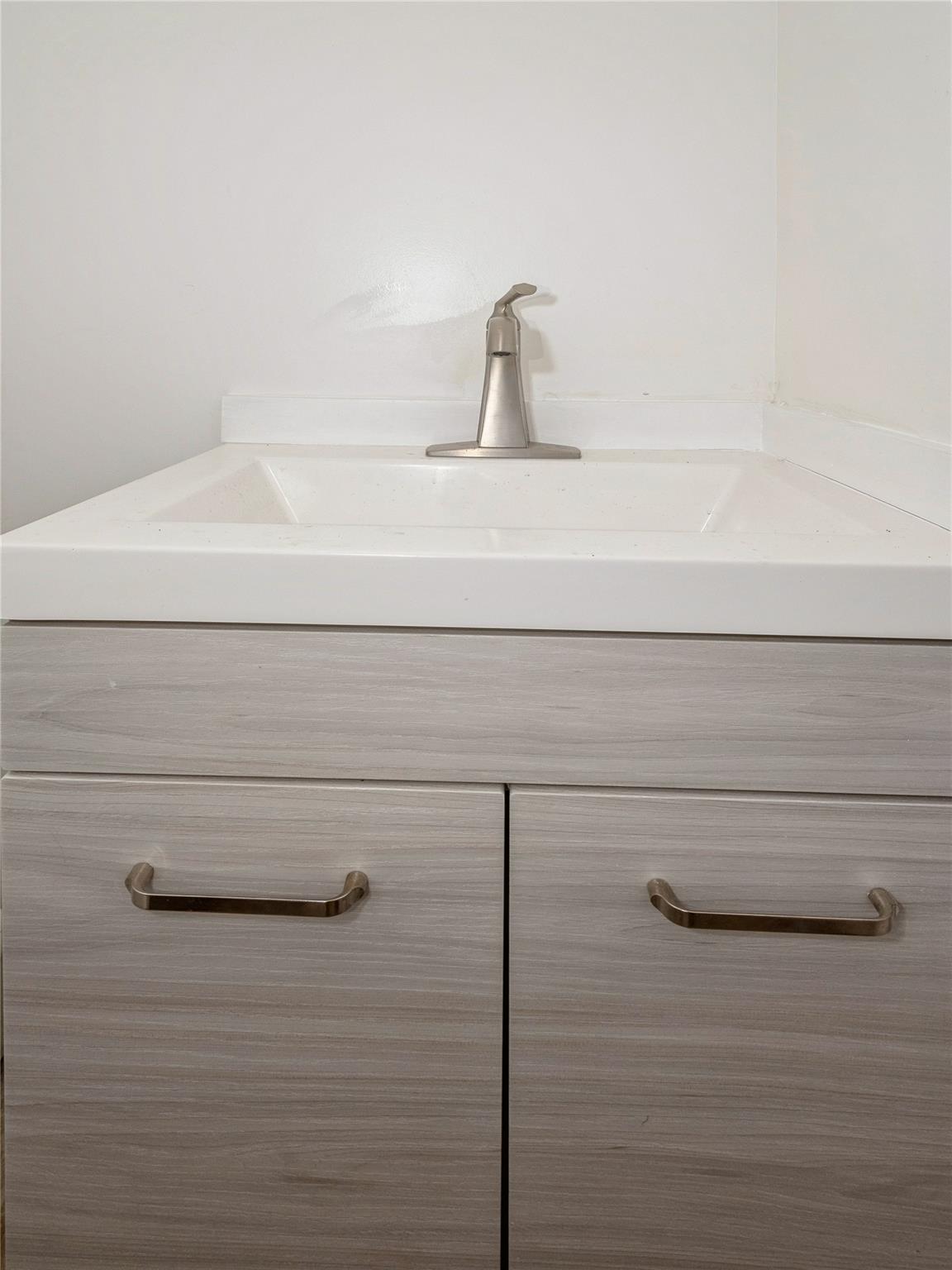 34 Woodland Avenue, Poughkeepsie, NY 12603