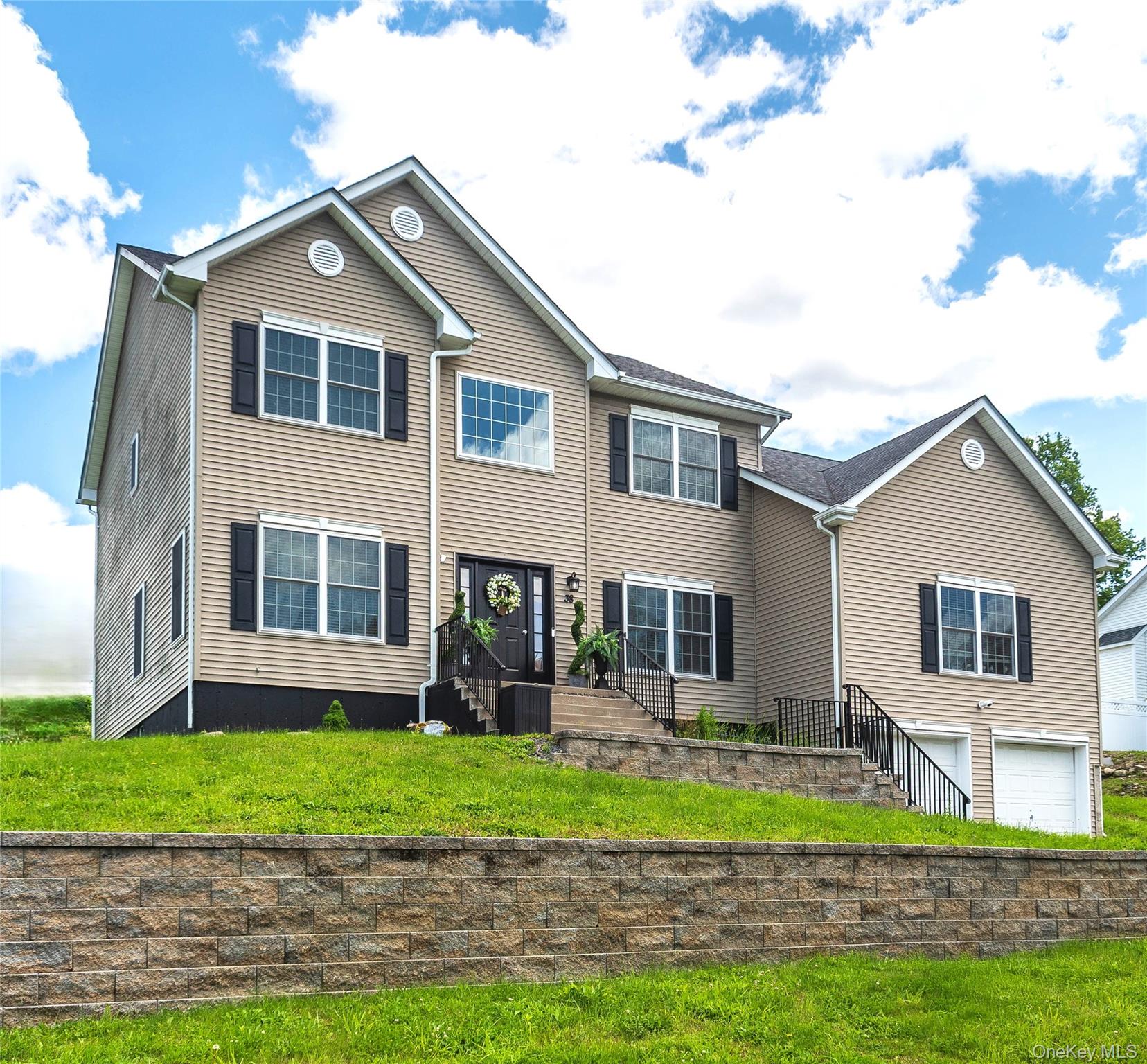 38 Panorama Drive, New Windsor, NY 12553