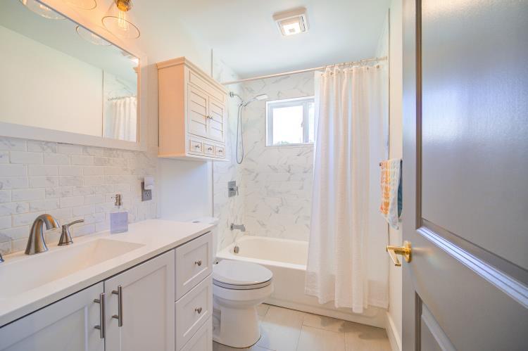 322 Noxon Road, Poughkeepsie, NY 12603