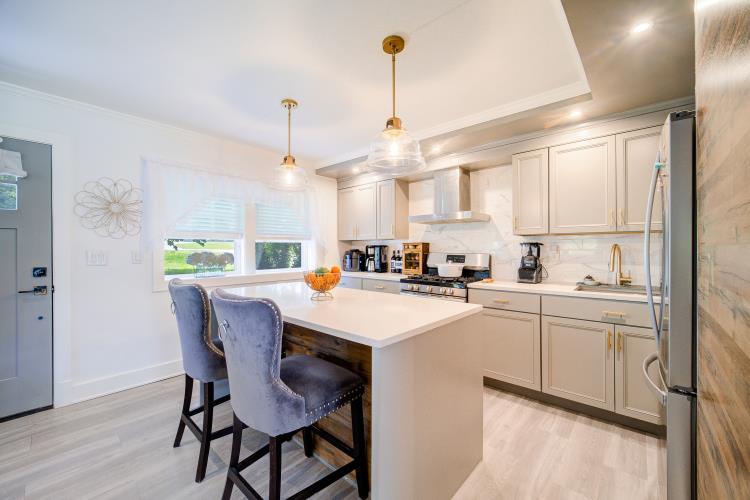 322 Noxon Road, Poughkeepsie, NY 12603