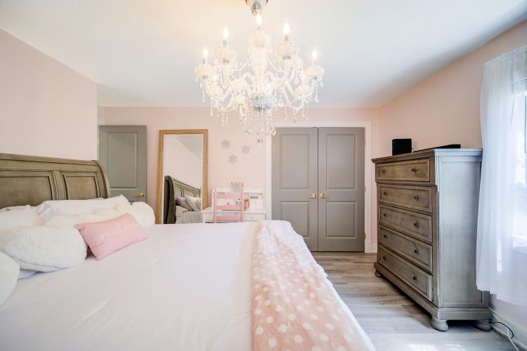 322 Noxon Road, Poughkeepsie, NY 12603