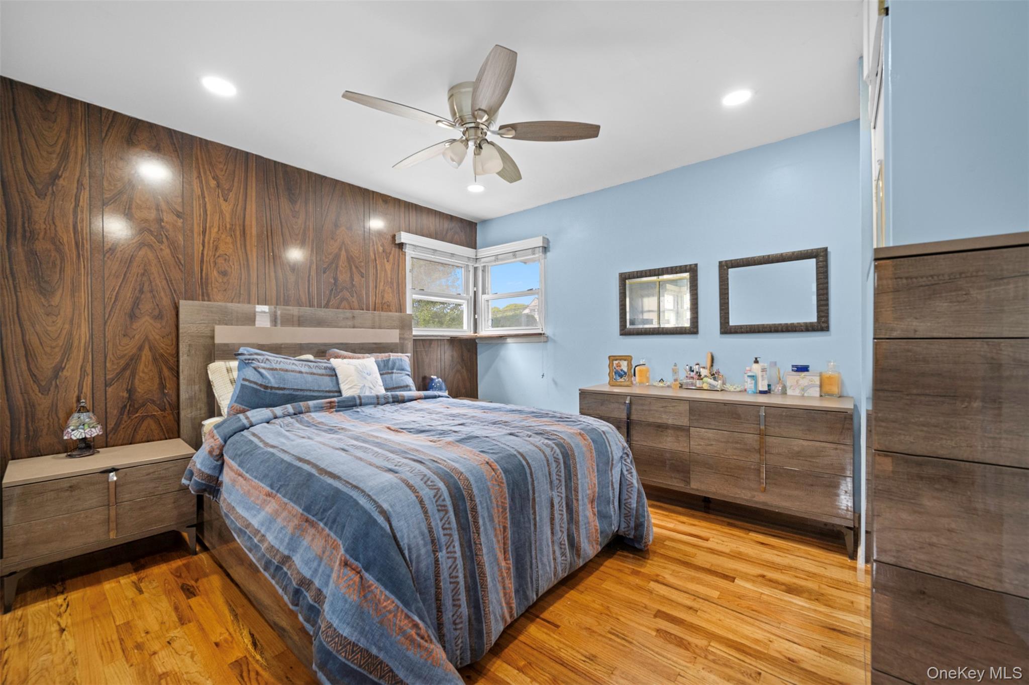 21 Westgate Road, Massapequa Park, NY 11762