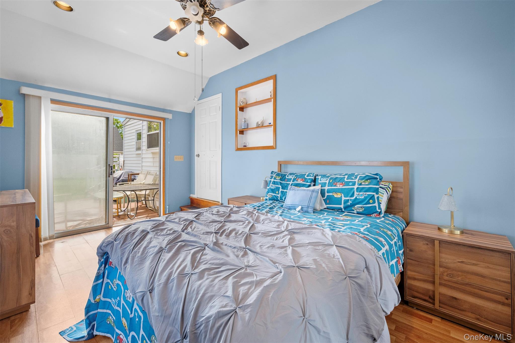 21 Westgate Road, Massapequa Park, NY 11762