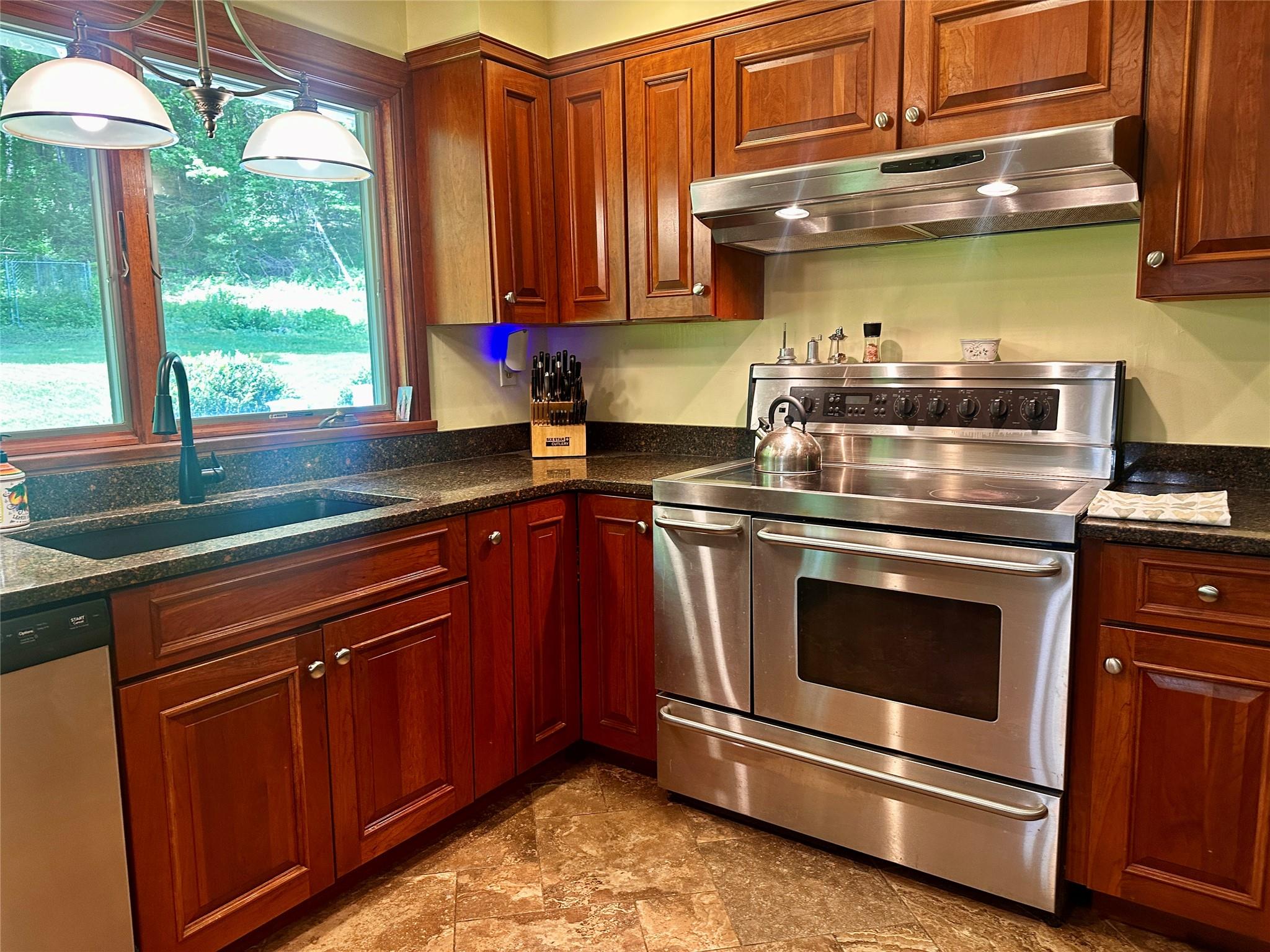 287 Hunns Lake Road, Stanfordville, NY 12581