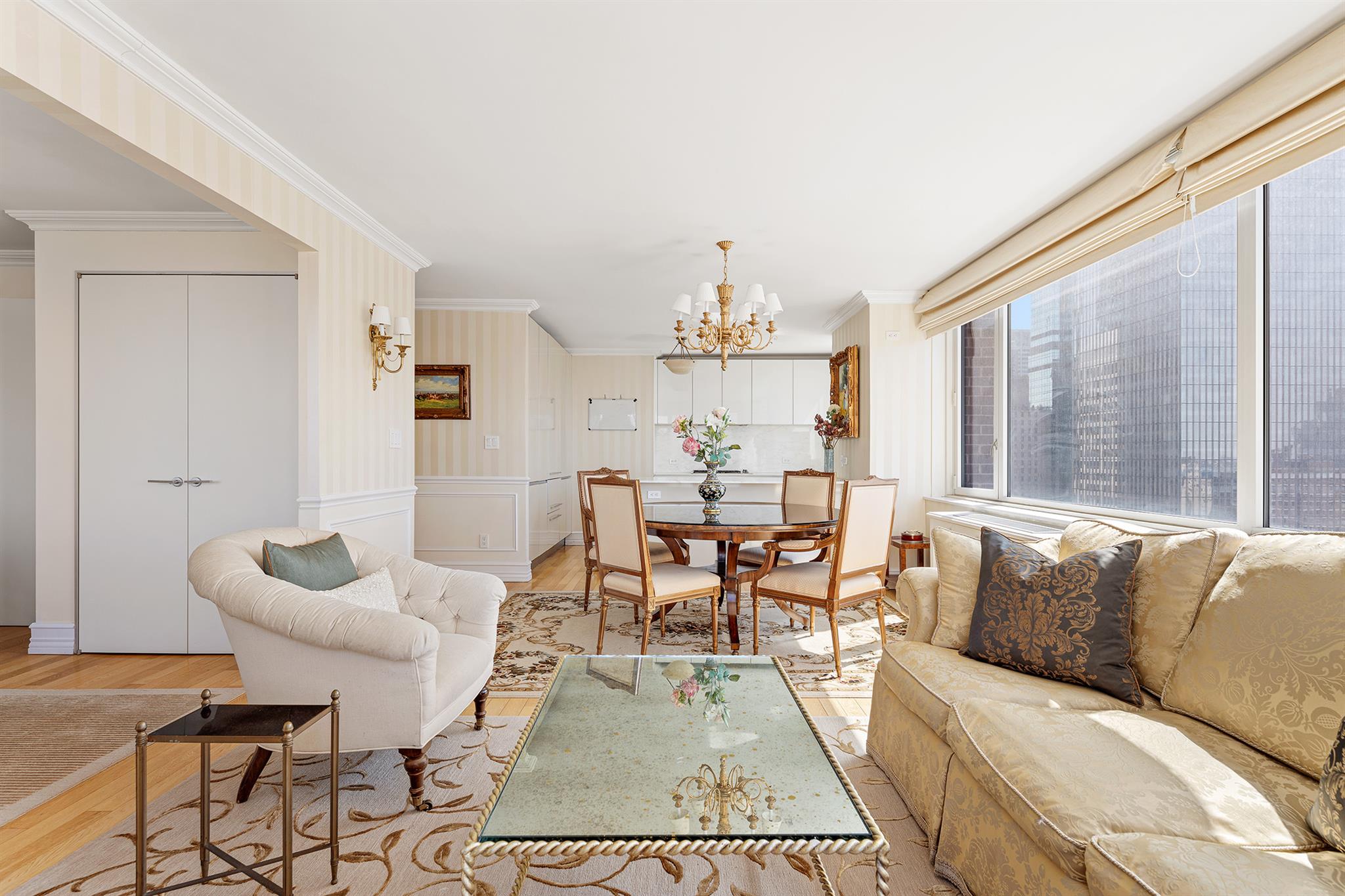 322 W 57th Street # 33U, New York (Manhattan), NY 10019
