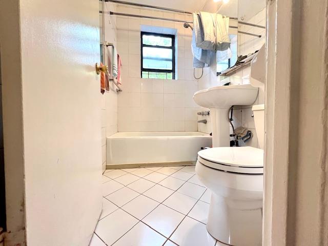 215-19 48 Avenue # 3C, Bayside, NY 11364