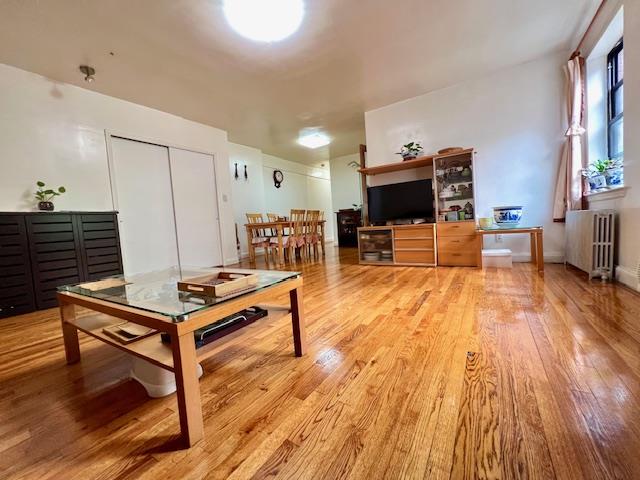 215-19 48 Avenue # 3C, Bayside, NY 11364