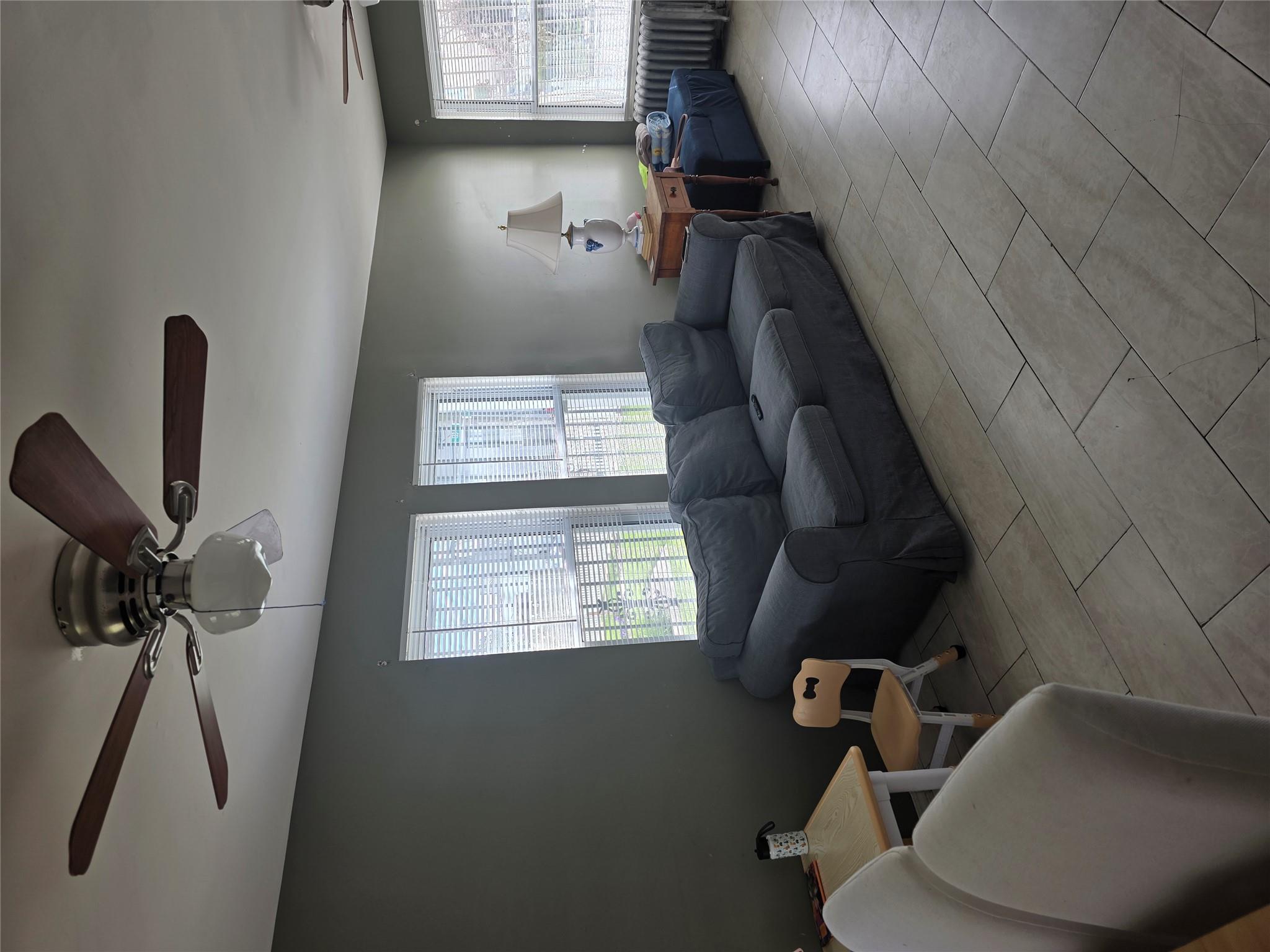 133-15 220 st, Springfield Gardens, NY 11413