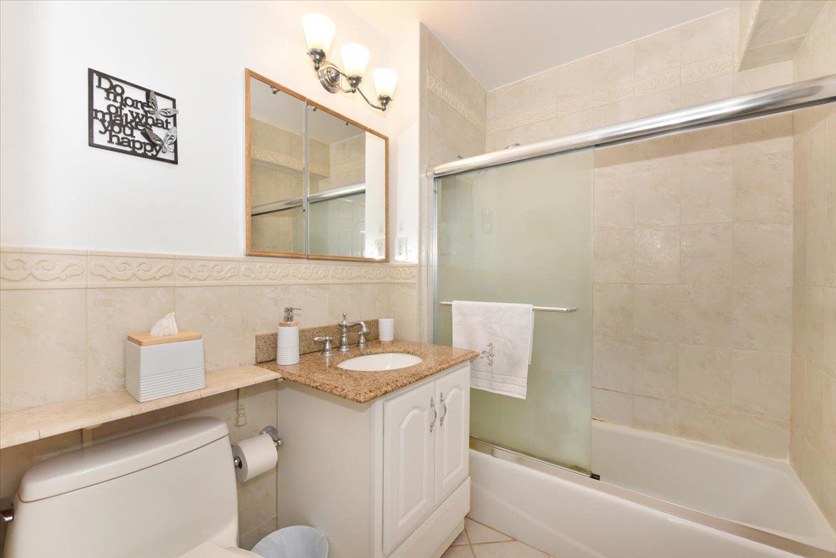 320 E Shore Road # 10C, Great Neck, NY 11023