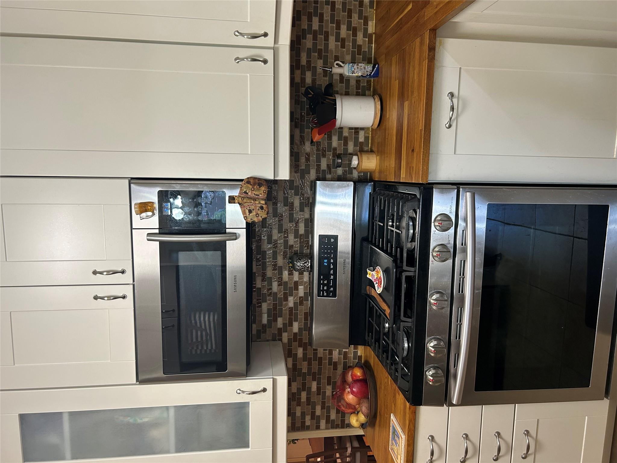 110-20 71 Ave # 411, Forest Hills, NY 11375