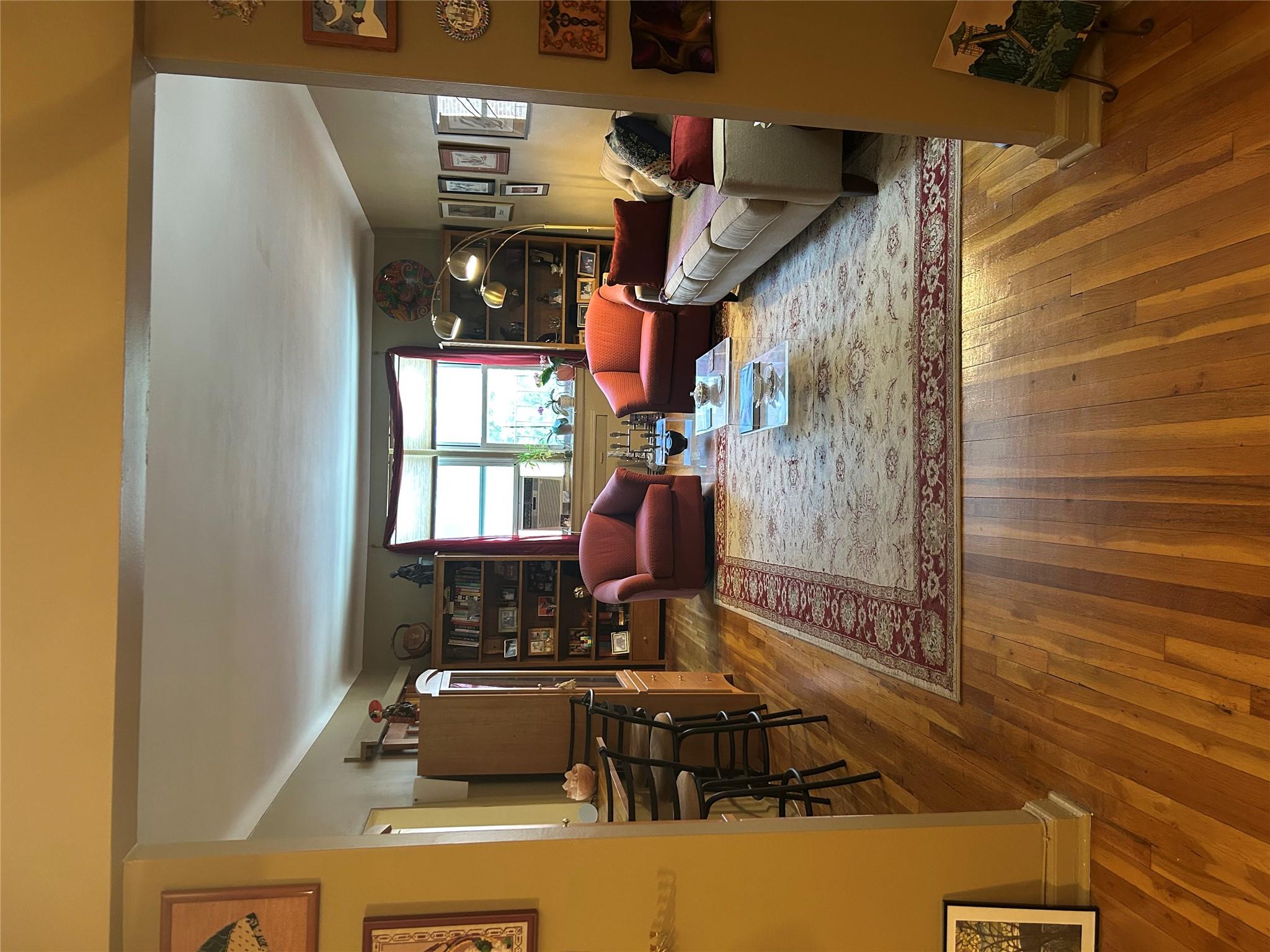 110-20 71 Ave # 411, Forest Hills, NY 11375