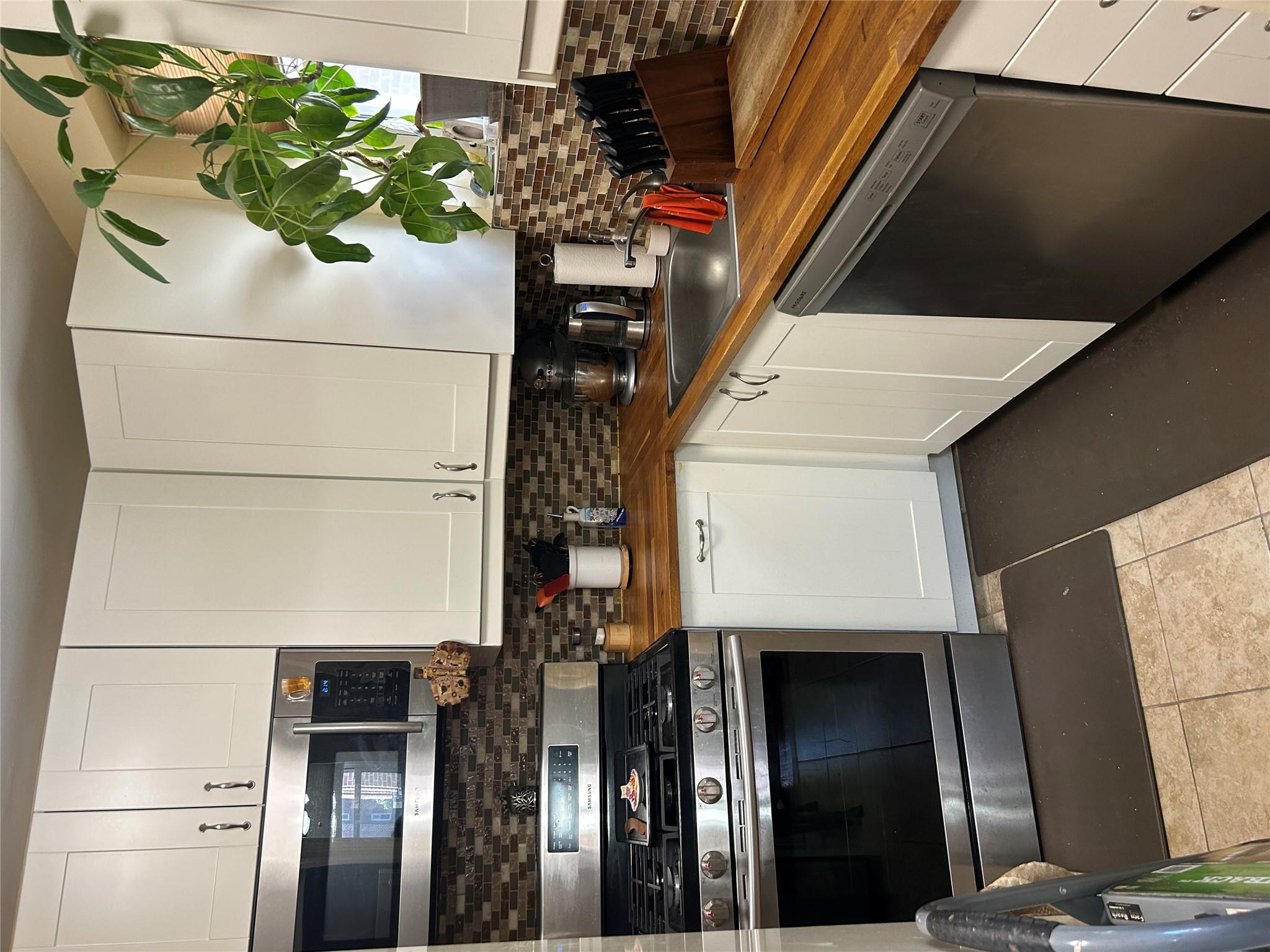 110-20 71 Ave # 411, Forest Hills, NY 11375