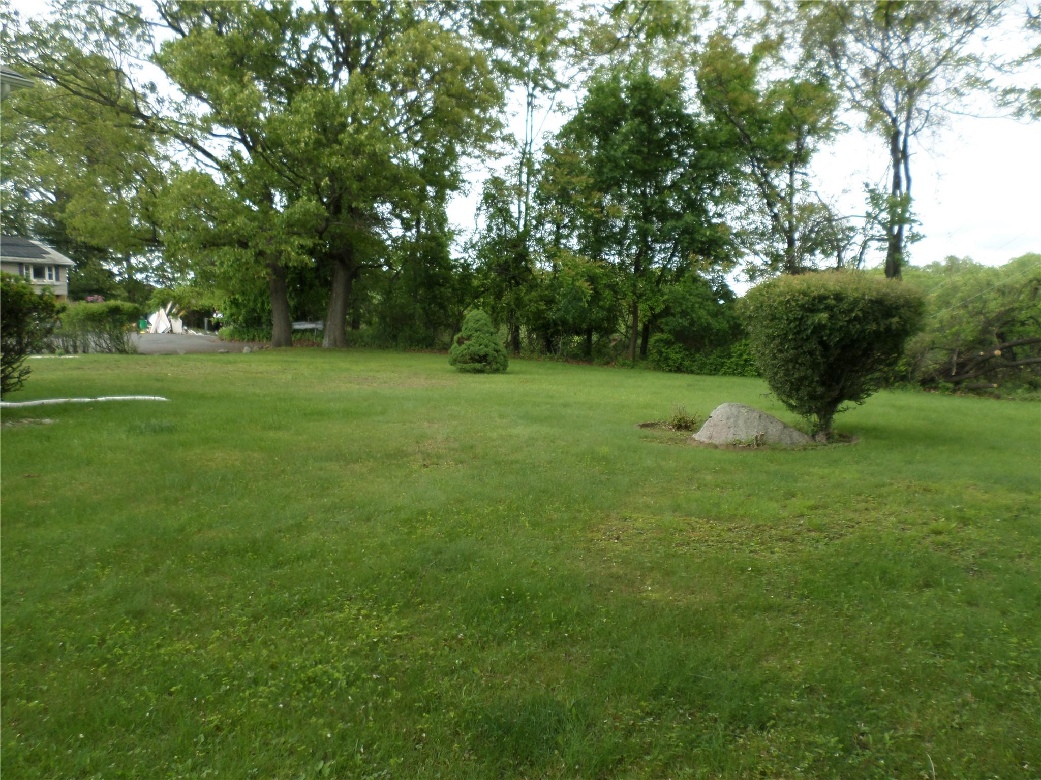 17 Johanna Lane, Monsey, NY 10952