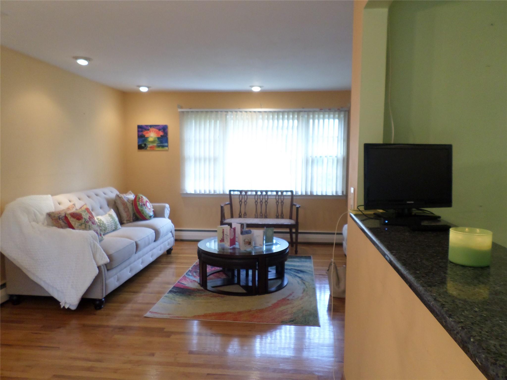 17 Johanna Lane, Monsey, NY 10952