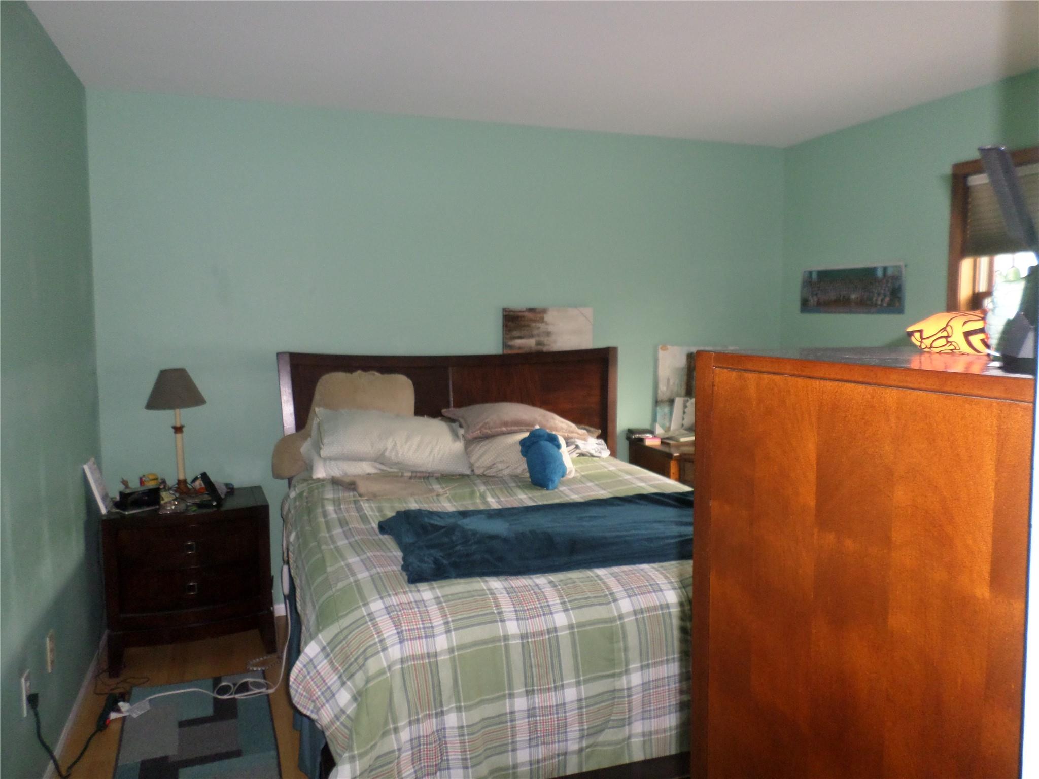 17 Johanna Lane, Monsey, NY 10952