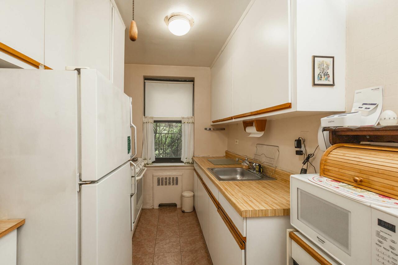 32-25 91st Street # 209, East Elmhurst, NY 11369