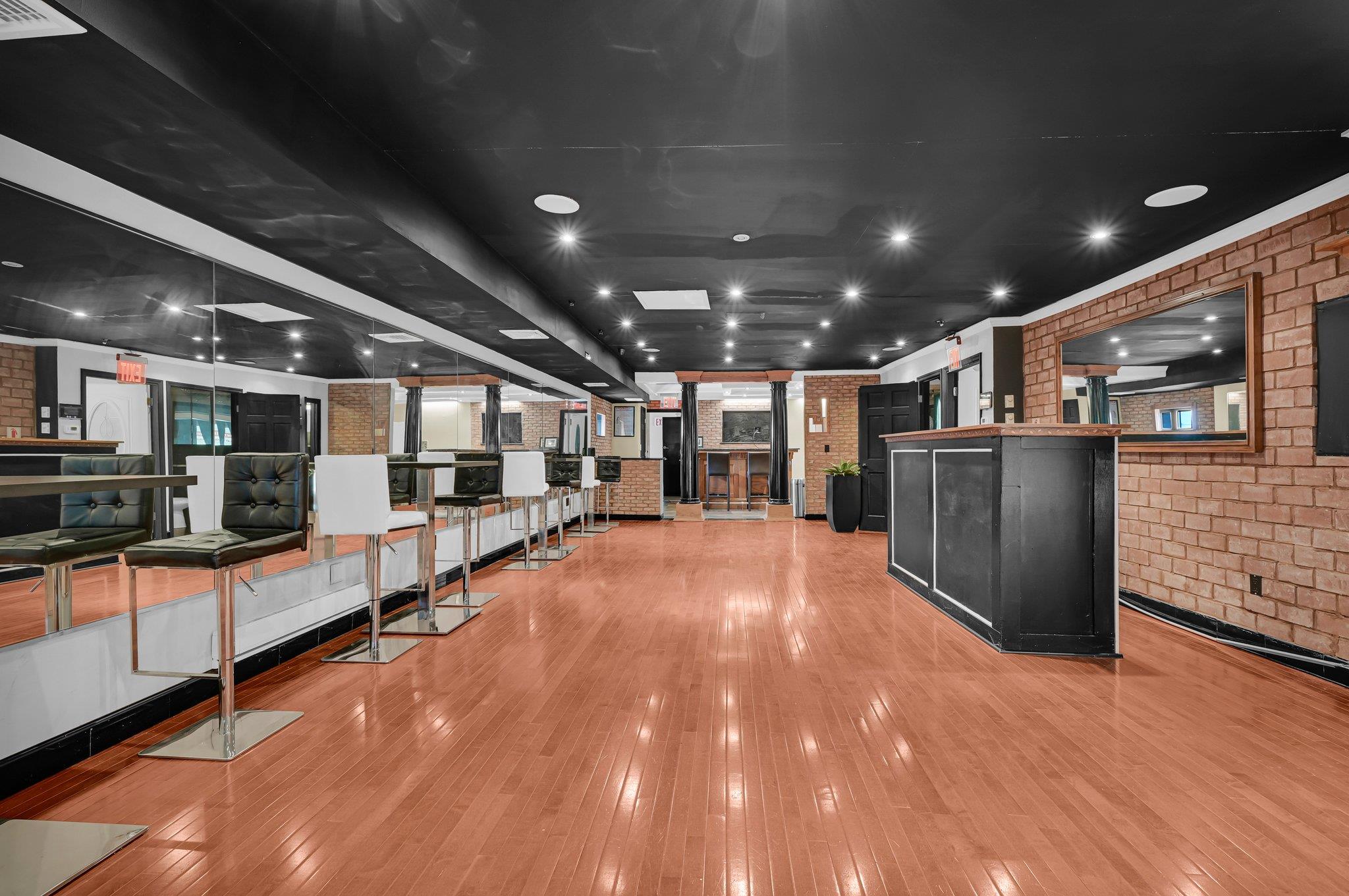 135 Westchester Square, Bronx, NY 10461