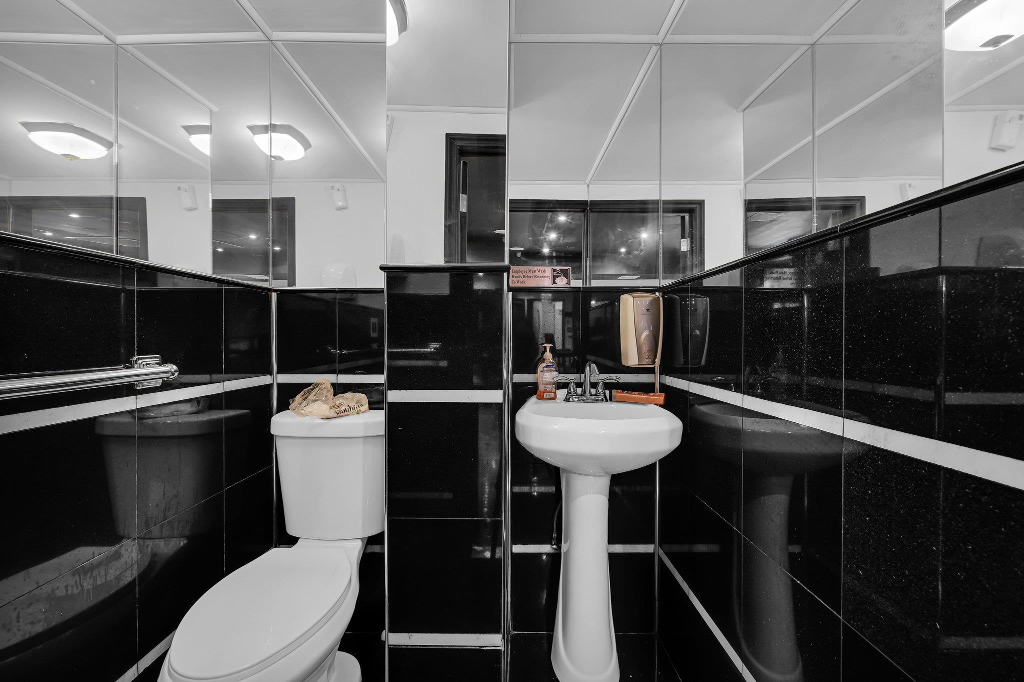 135 Westchester Square, Bronx, NY 10461