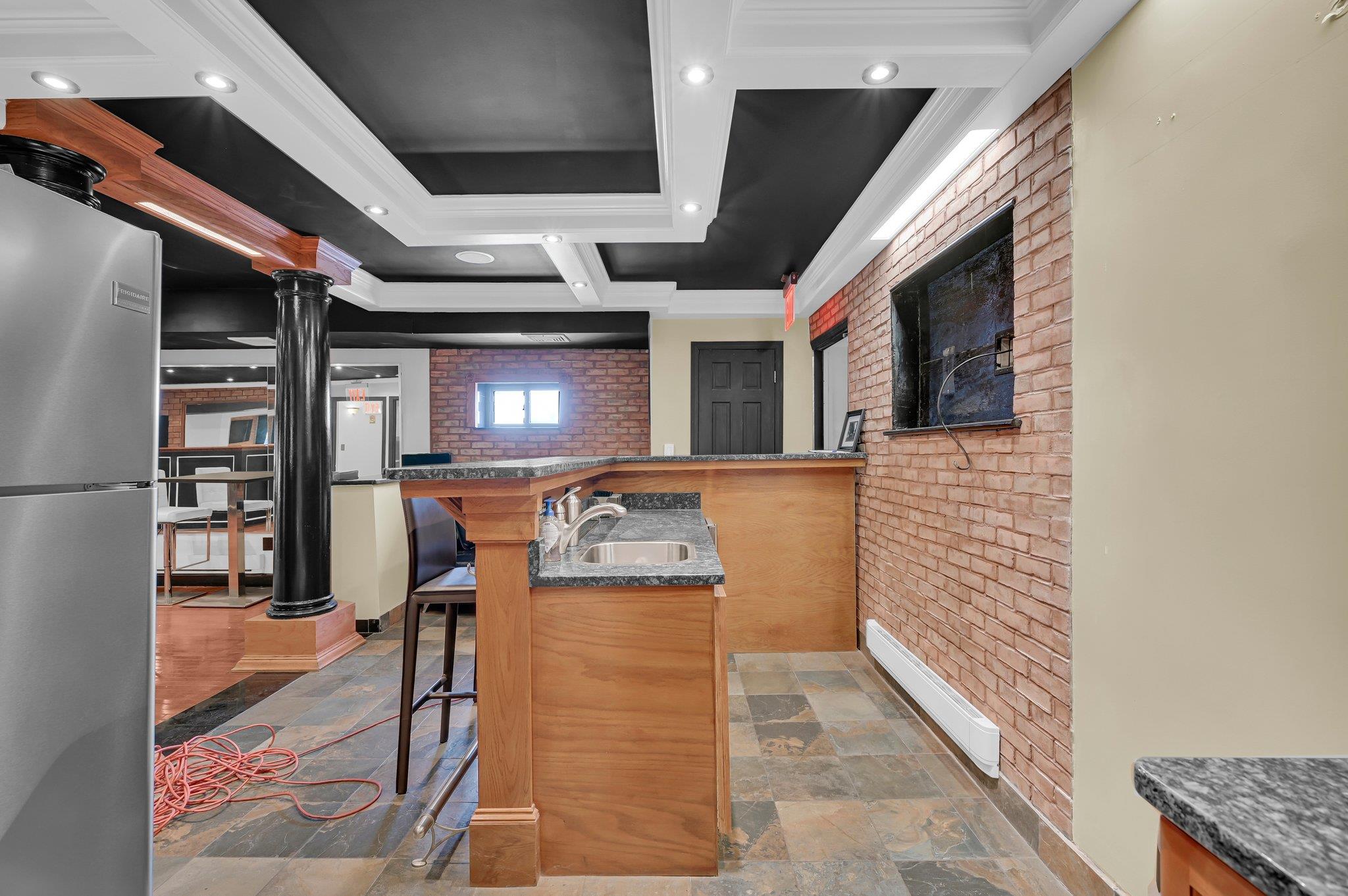 135 Westchester Square, Bronx, NY 10461