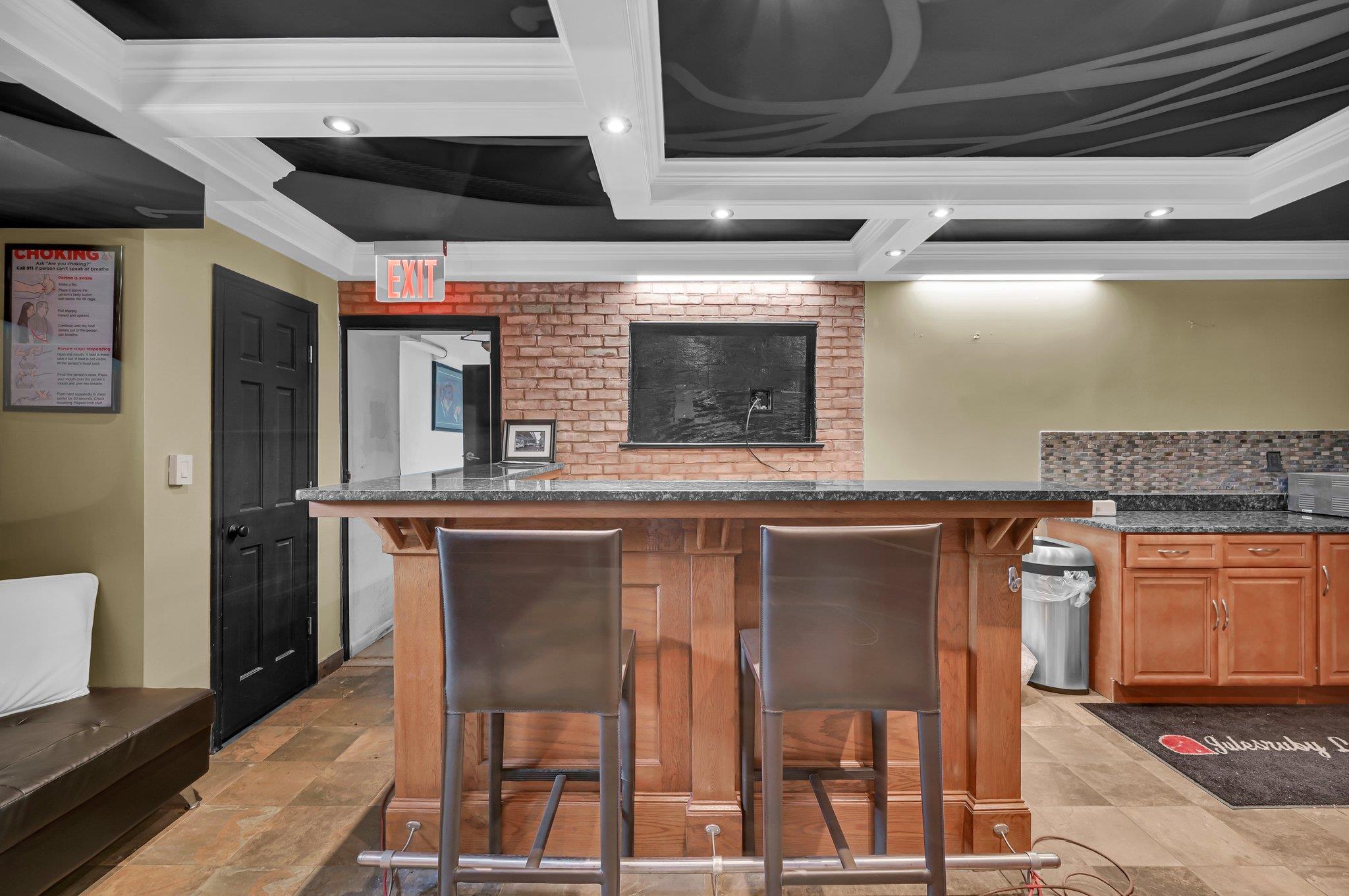 135 Westchester Square, Bronx, NY 10461