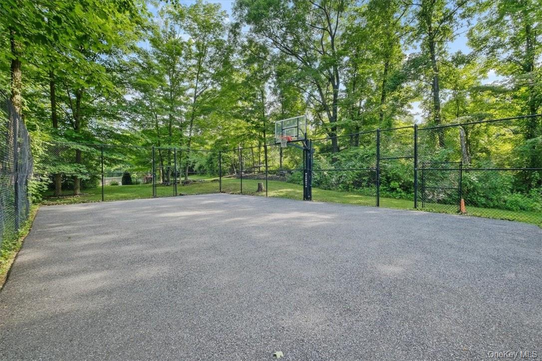 646 Route 311, Patterson, NY 12563