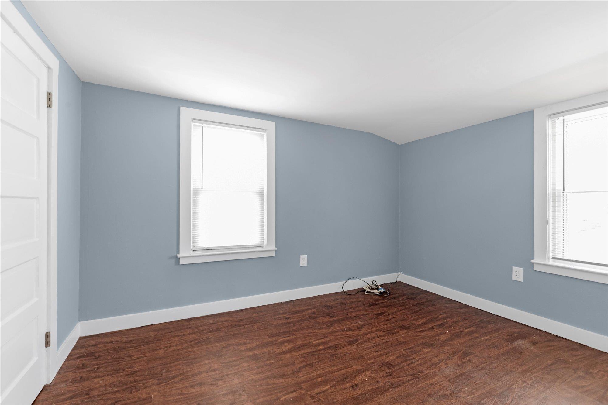 42 Gold Street, Valley Stream, NY 11580