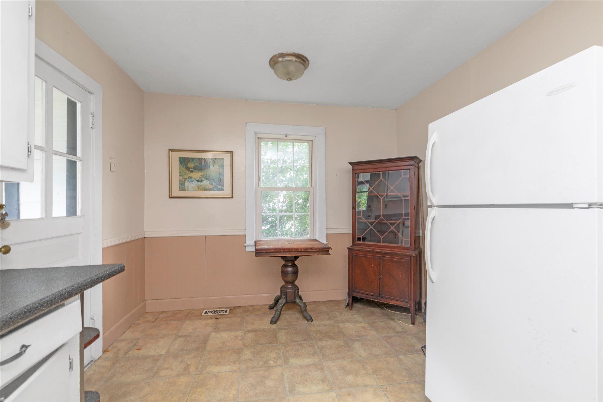 42 Gold Street, Valley Stream, NY 11580