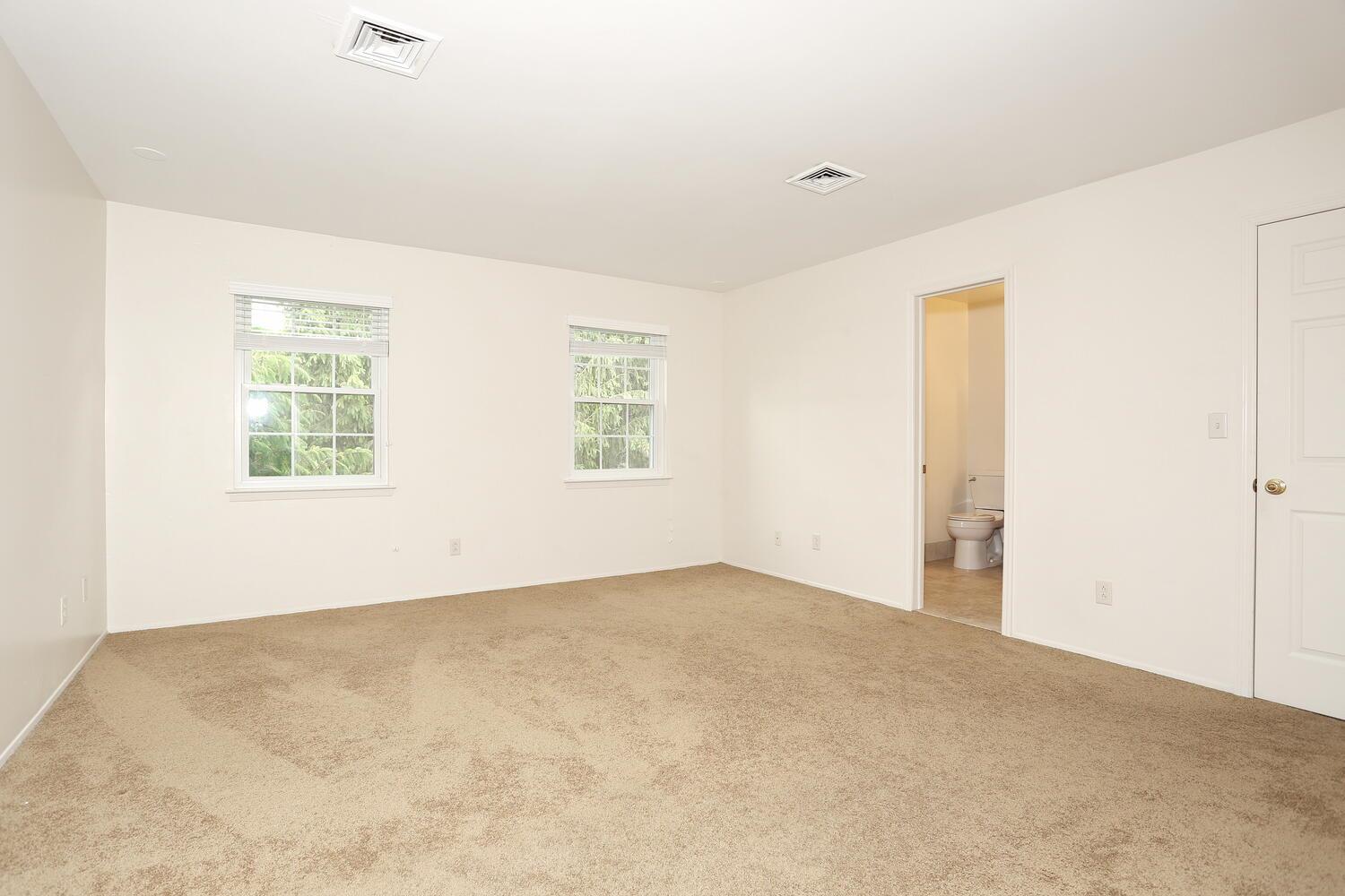 554 Kensico Court, Suffern, NY 10901