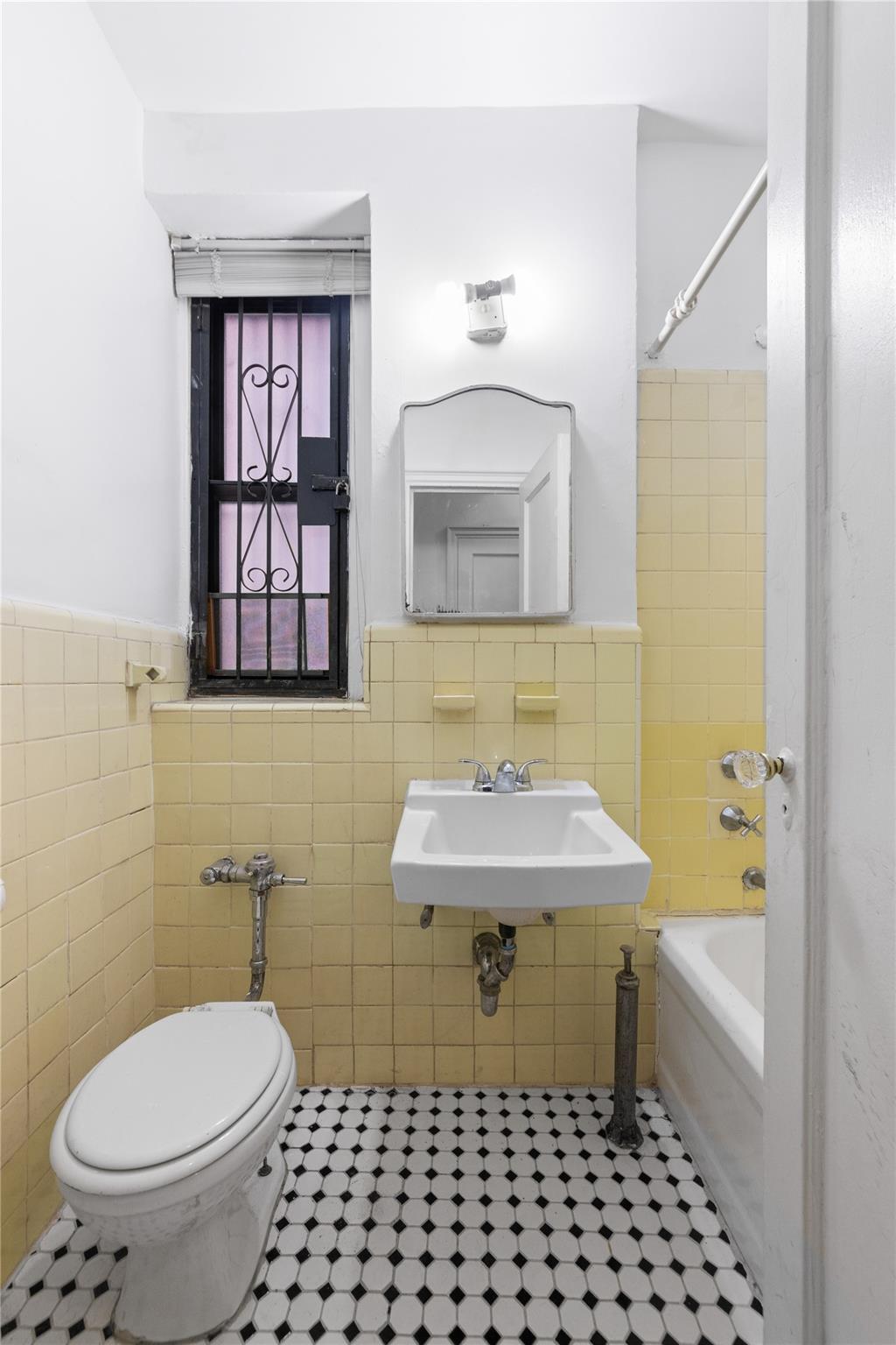 3000 Valentine Avenue # 1D, Bronx, NY 10458