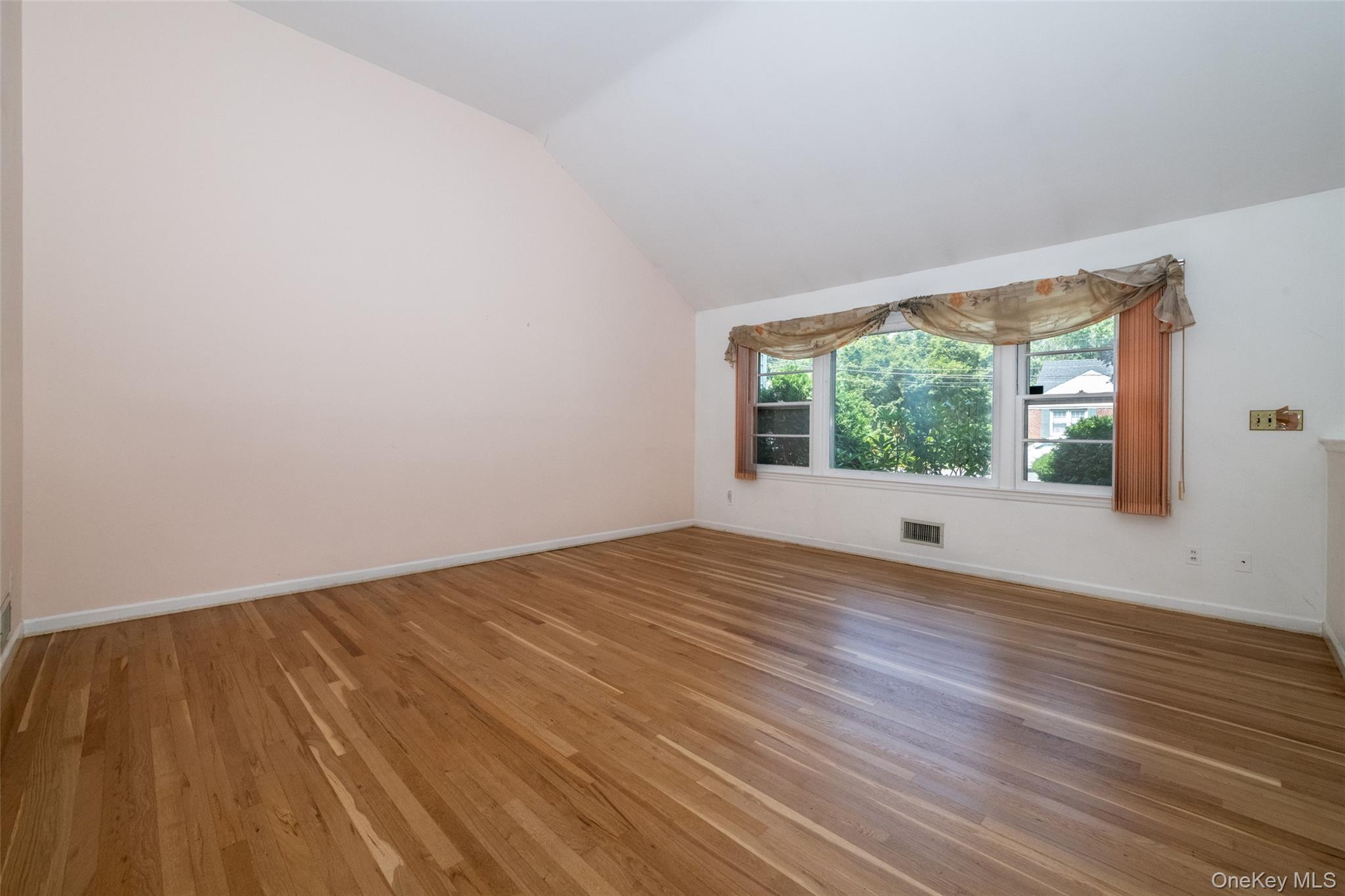 316 Pennsylvania Avenue, Tuckahoe, NY 10707