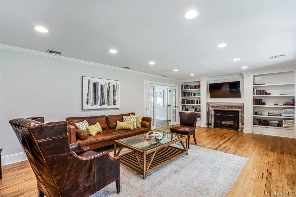 130 Sands Point Road, Sands Point, NY 11050