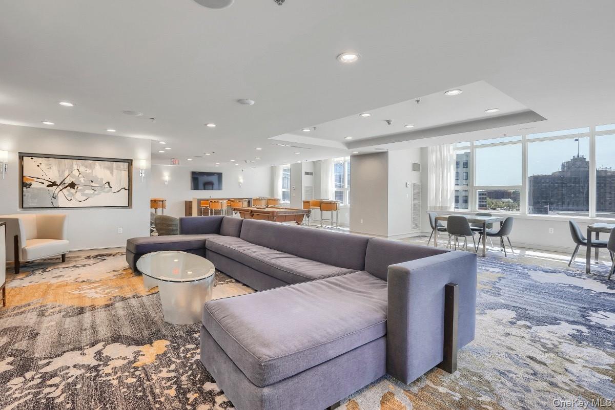 1 Renaissance Square # 10H, White Plains, NY 10601