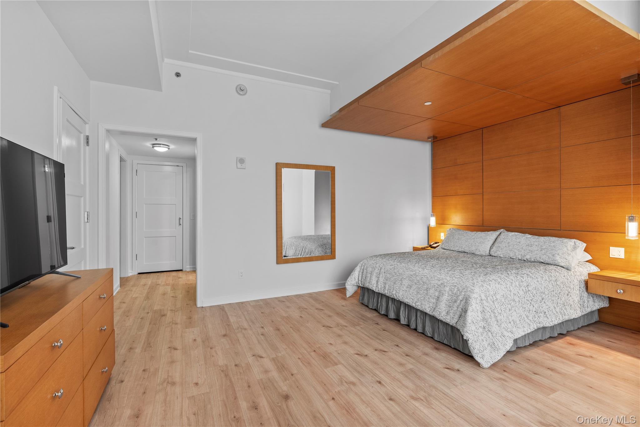 1 Renaissance Square # 10H, White Plains, NY 10601