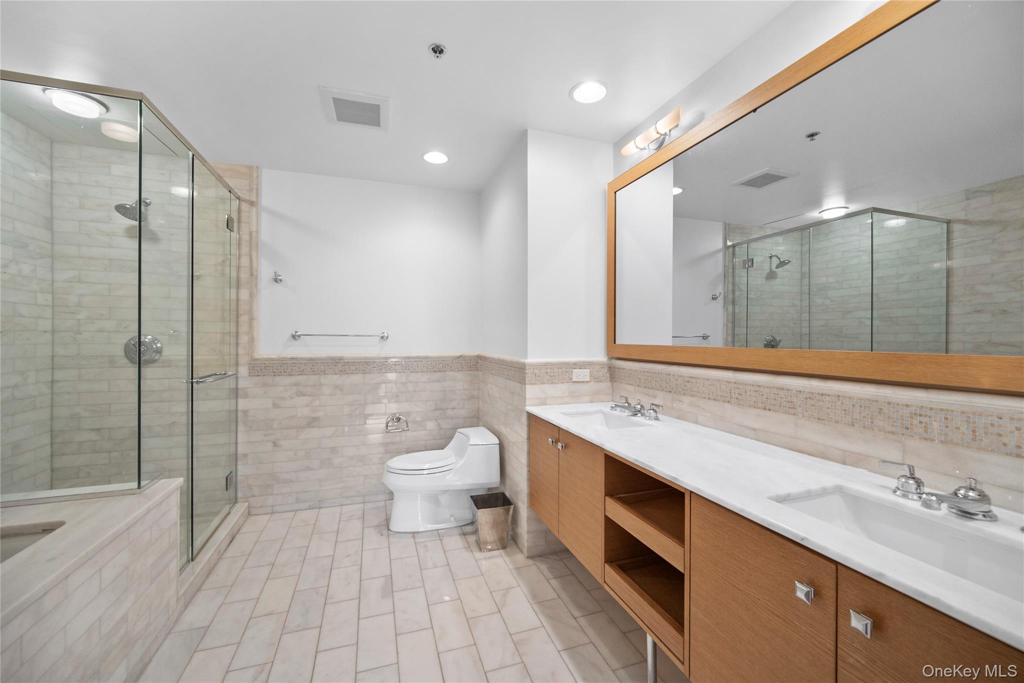 1 Renaissance Square # 10B, White Plains, NY 10601