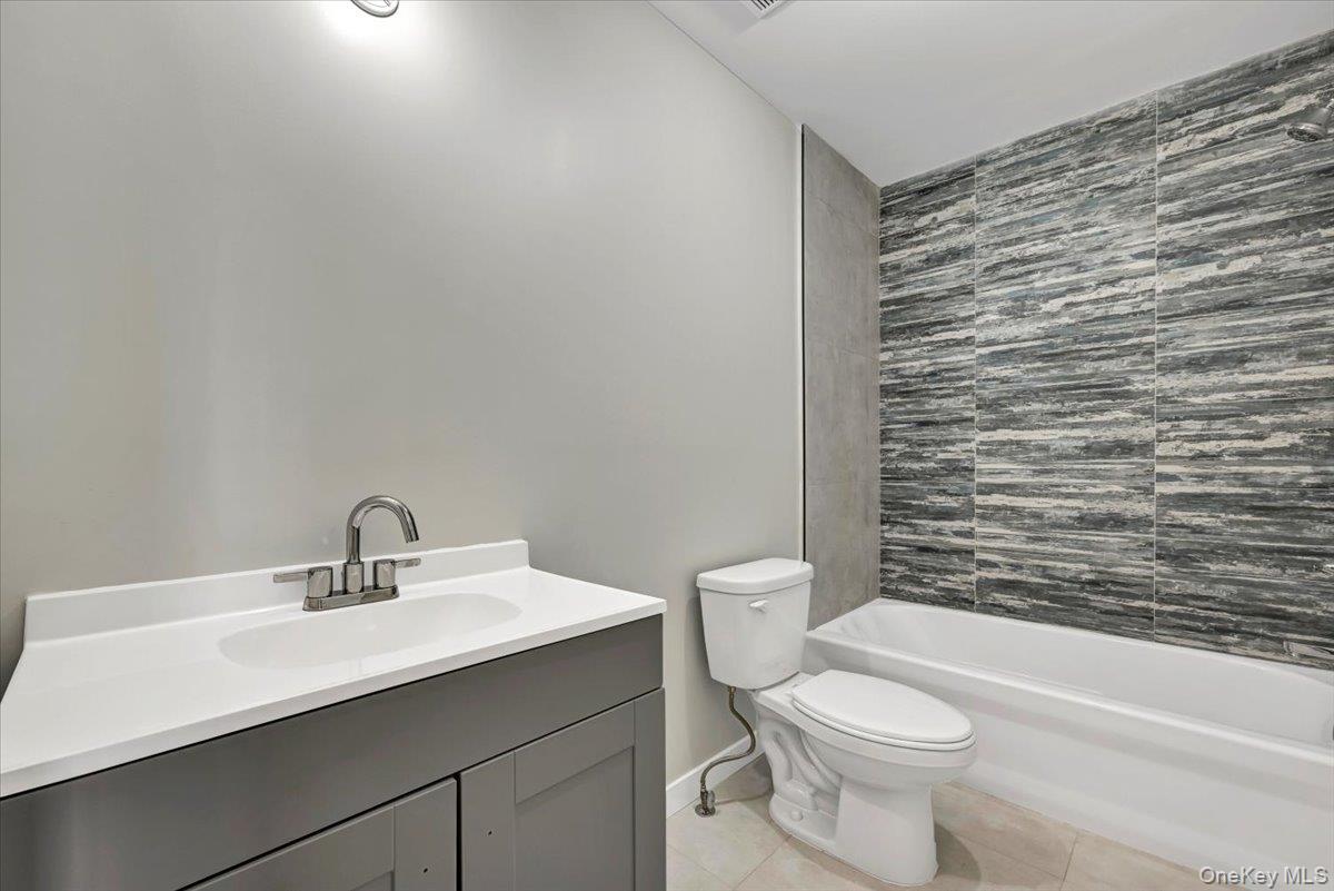 501 Iron Forge Lane, New Windsor, NY 12553