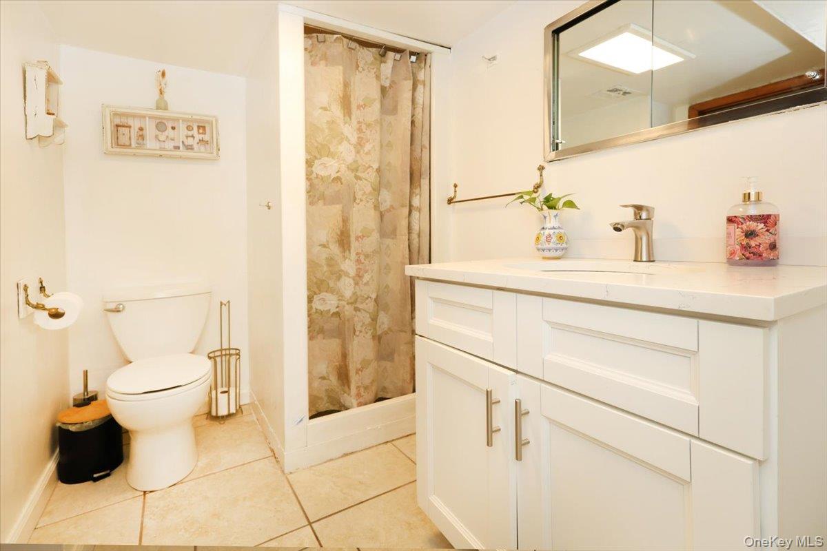 50-54 Deepdale Place, Little Neck, NY 11362