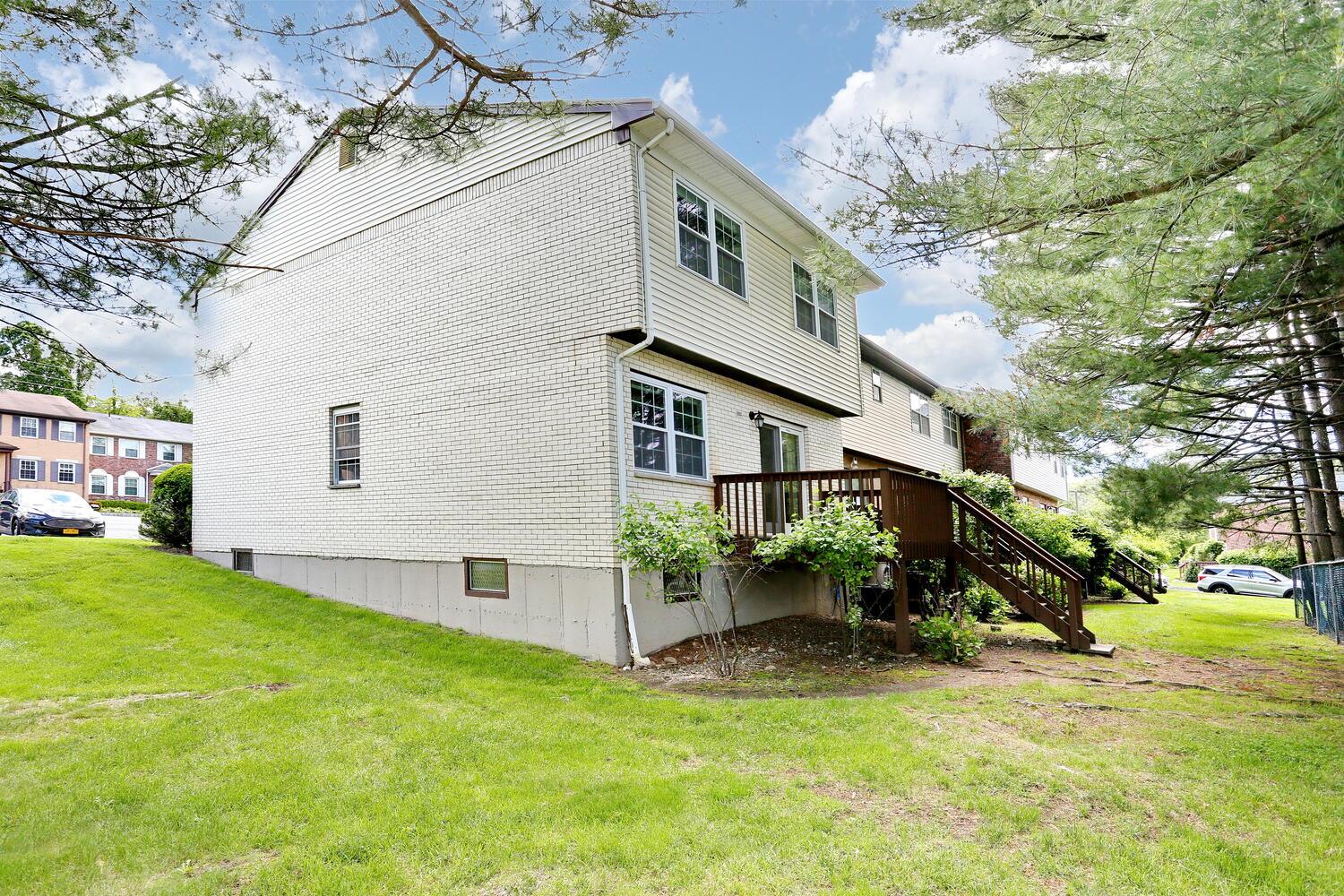 503 Jumano Court, Suffern, NY 10901