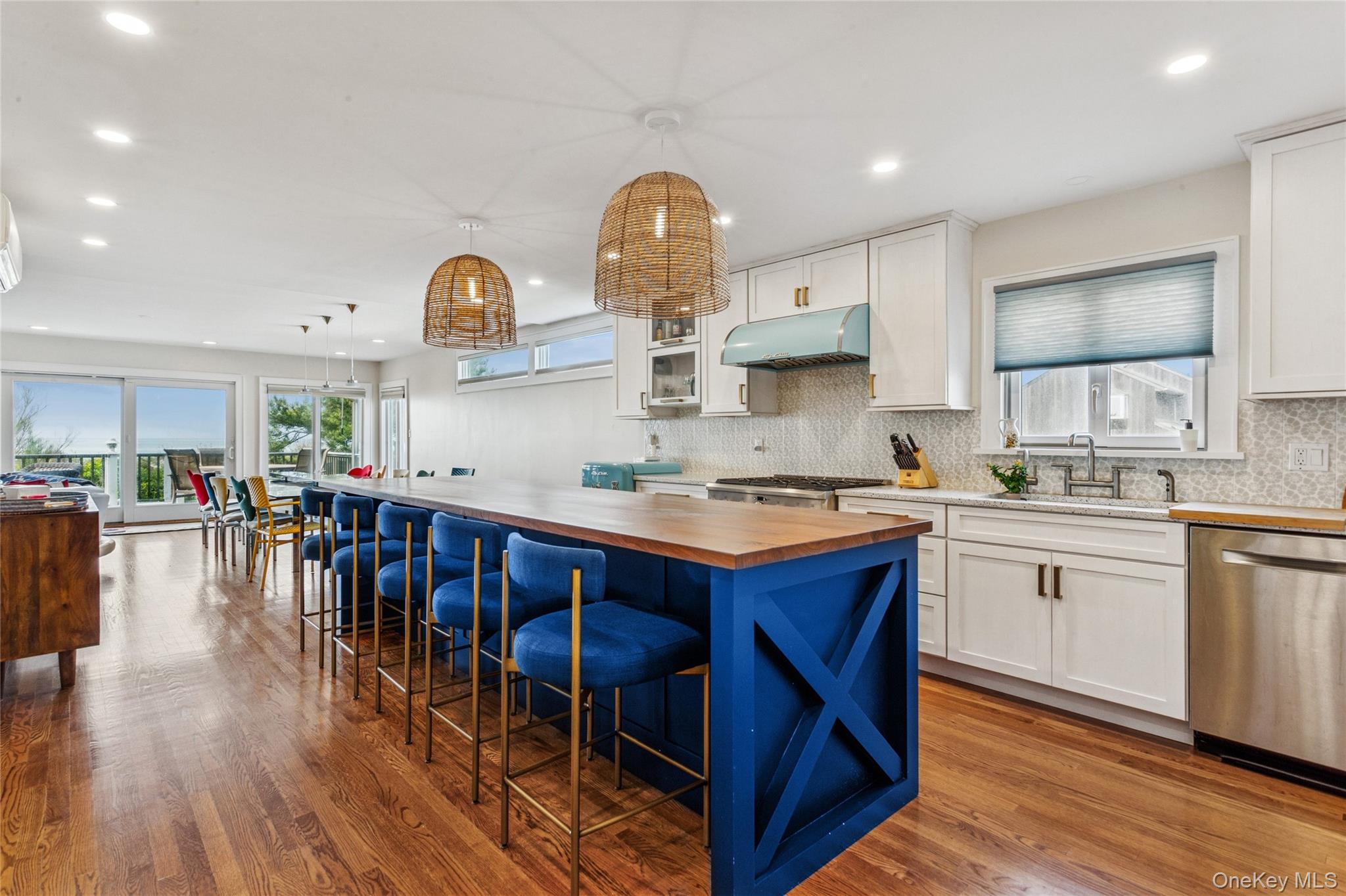 931 Oceanfront Street, Long Beach, NY 11561