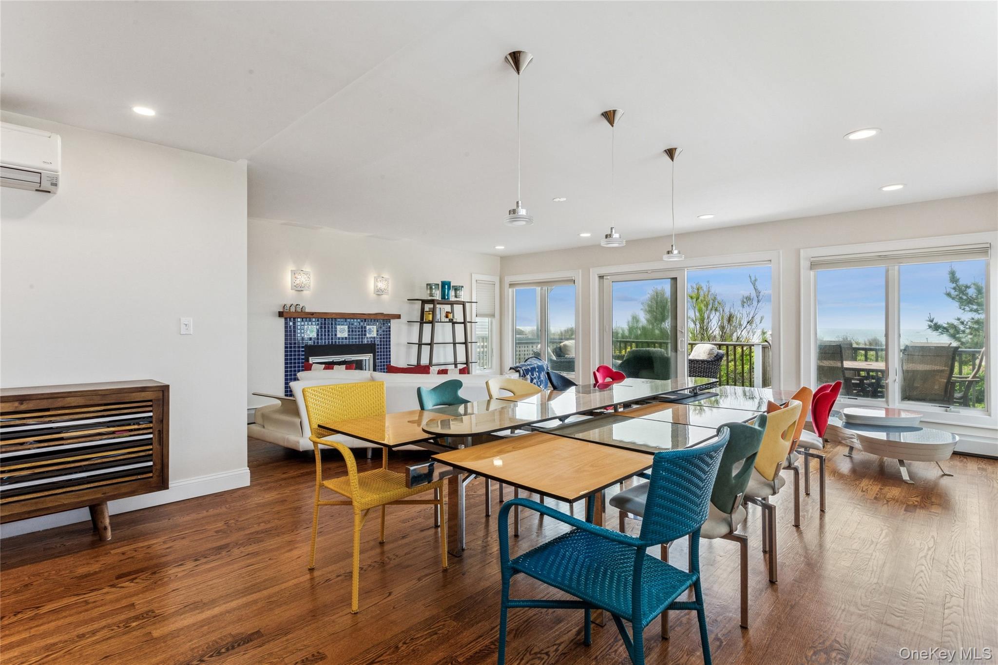 931 Oceanfront Street, Long Beach, NY 11561