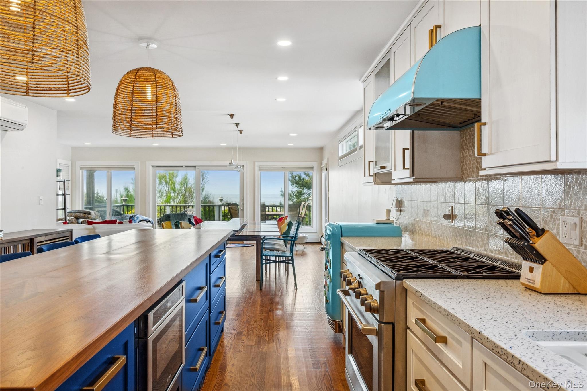 931 Oceanfront Street, Long Beach, NY 11561