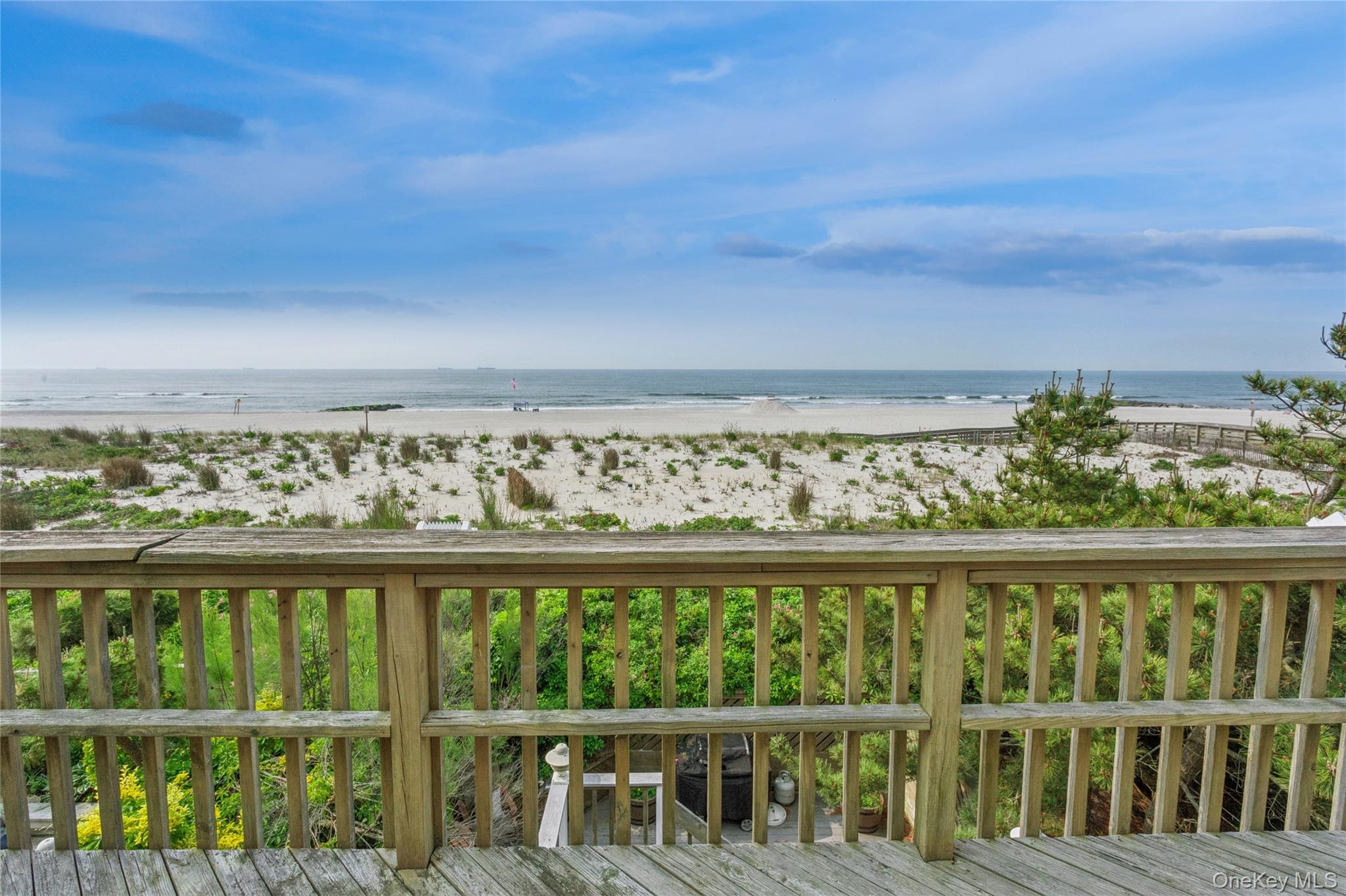 931 Oceanfront Street, Long Beach, NY 11561